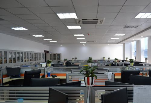 蜂巢能源取得電源模塊及用電設備，保證用電設備正常使用:模塊電源